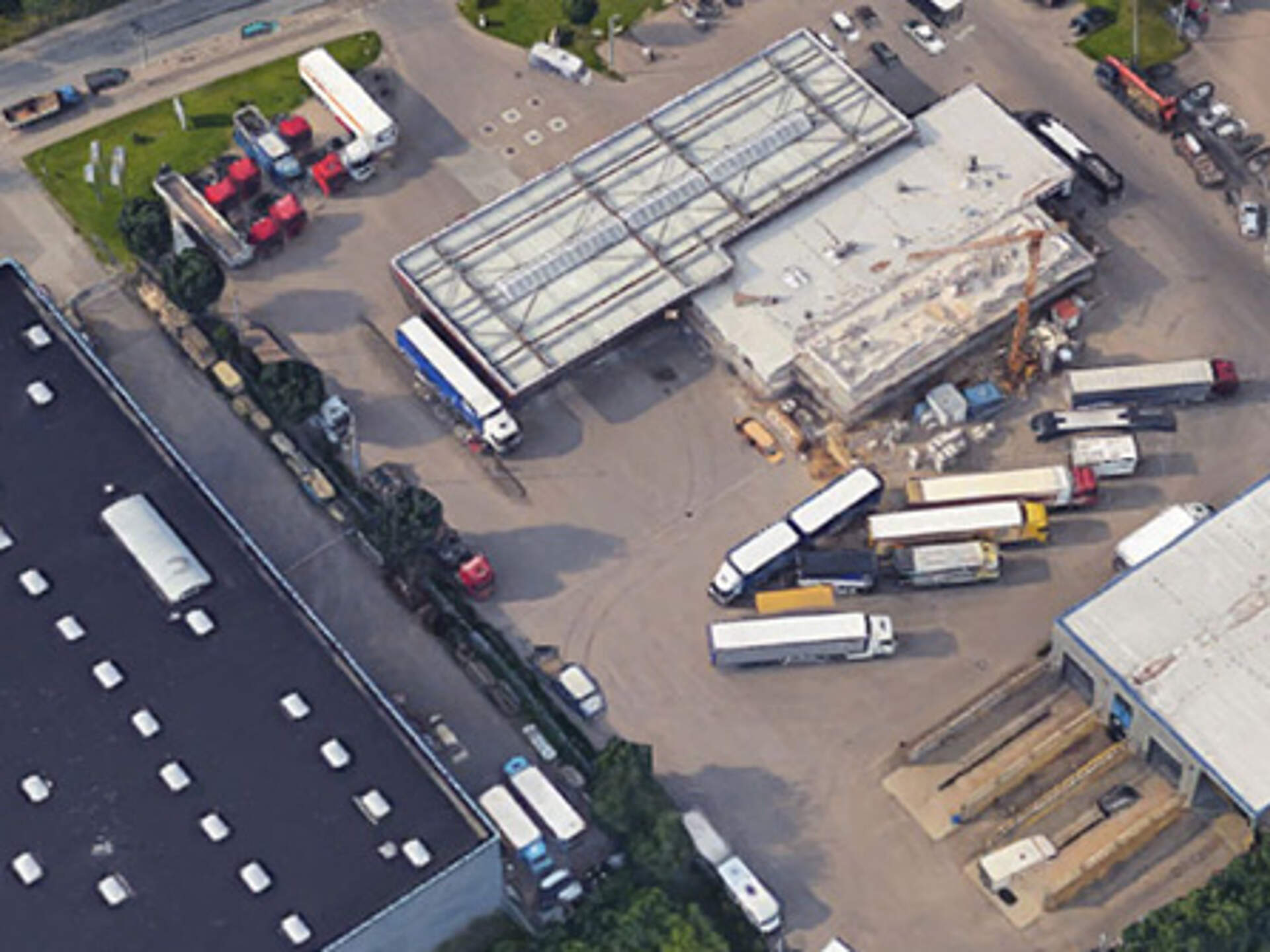 Areal des Autohof Rosenow in Kiel von oben